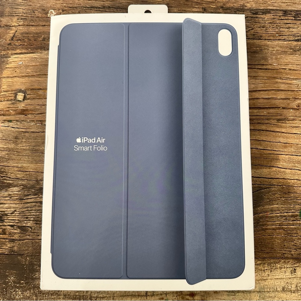 NWT & original packaging Apple Smart Folio for iPad Air 11-inch, color Denim
